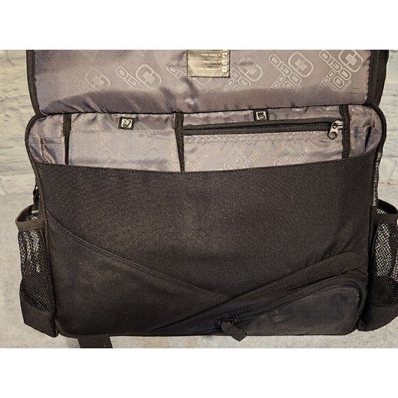 OGIO Coors Light Messenger Bag Black Padded Laptop - Picture 8 of 16